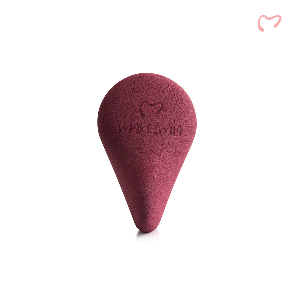 Makezmia Infinity Beauty Blender shape and texture